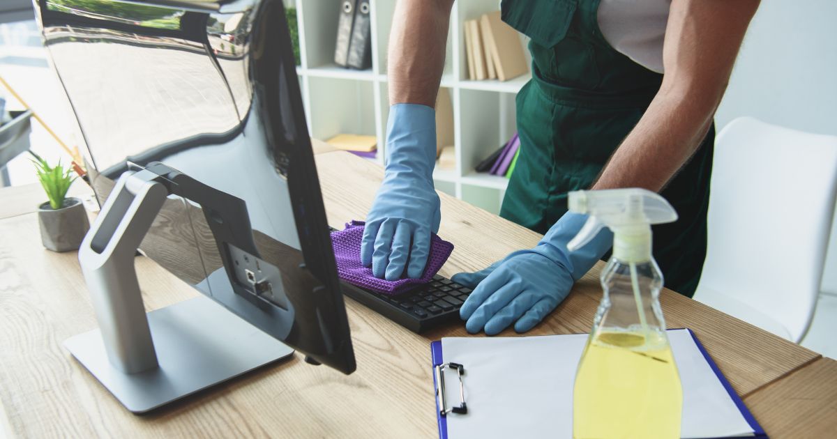 Residential Cleaning Service: Best 7 Signs Your Home Needs a Professional Touch